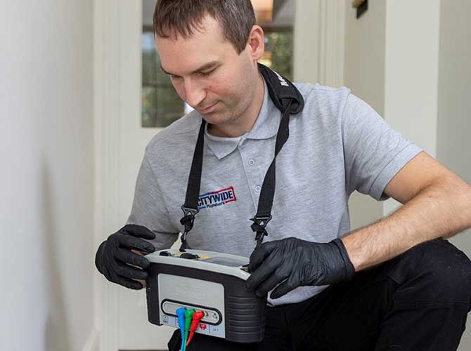 WATER PRESSURE PLUMBING SERVICES IN WEST LONDON